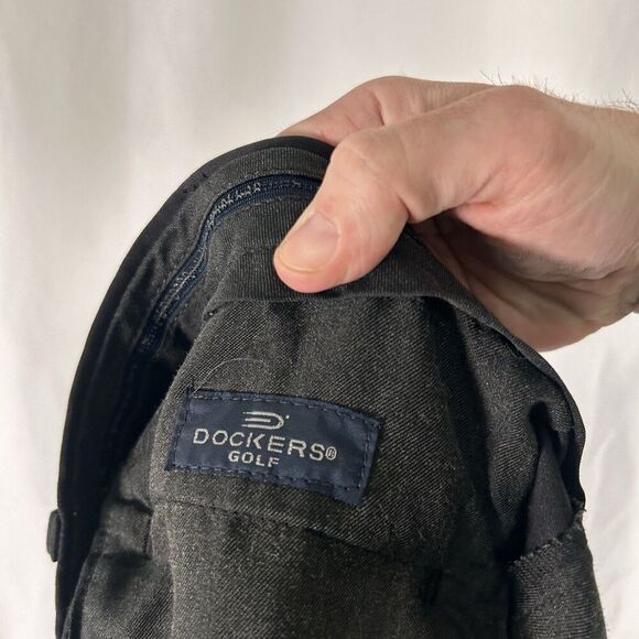 Dockers Golf Pants Men's 38x30 Black Pleated Relaxed Fit Pockets - Picture 7 of 8